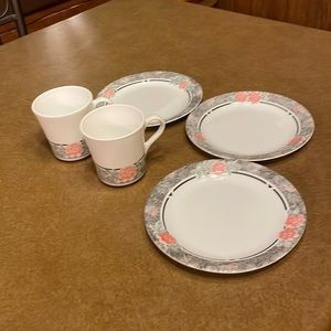 VTG corelle silk and roses.